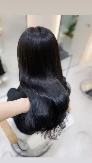 ロング カラー 艶髪・透明感カラー・ 韓国ヘア・Yuriのヘアスタイル