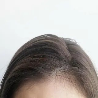 ミディアム カラー iplus✴ まつげ、眉毛、耳つぼのマツエク・マツパデザイン