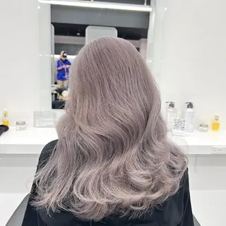 カラー 🪞THEATER 表参道店🩰のヘアスタイル