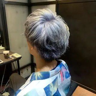 カラー メンズ newi TATSUのヘアスタイル