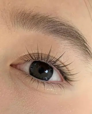 マツエク・マツパ ゆり❤️愛.ラッシュ AURAのマツエク・マツパデザイン