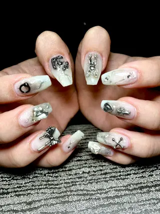 ネイル Liennail 持込デザインやり放題のネイルデザイン