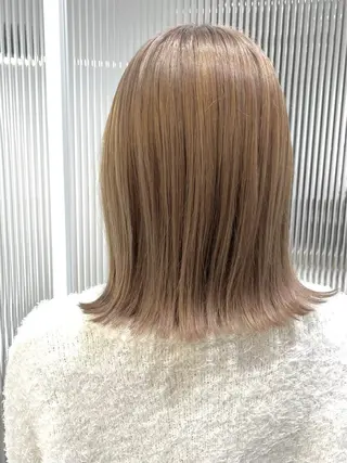 セミロング w/o by Overlay所属・似合わせカット /渡辺日那のヘアスタイル