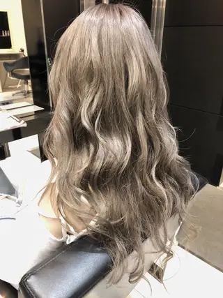 ロング カラー 女性リピ90%🍨 🩷佐藤みずきのヘアスタイル