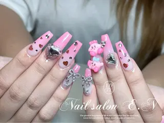 ネイル E.N🦋 長さ出し/持ち込みのネイルデザイン