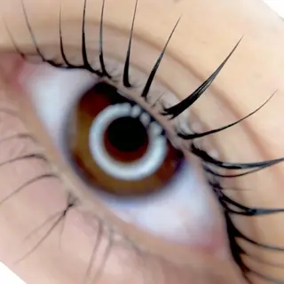 マツエク・マツパ エターナル所属・まつ毛達人/眉毛講師 KEONIのマツエク・マツパデザイン