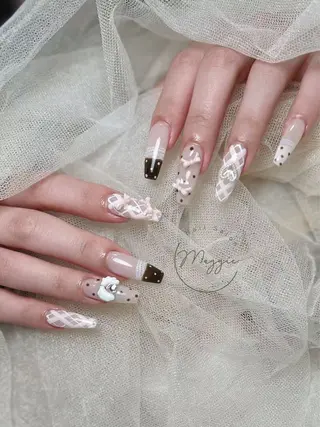 ネイル Maggie Nail🦩のネイルデザイン