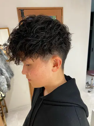 ミディアム EIGHT奥野 心太のヘアスタイル