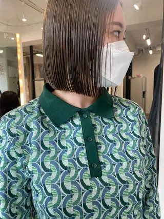 ショート カラー センターパート/ 暖色カラーayuのヘアスタイル