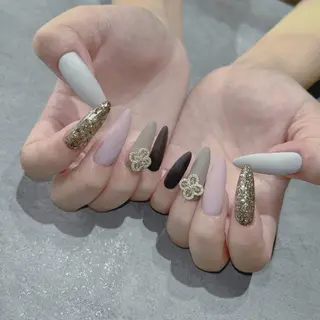 ネイル NEO Beauty Salon所属・𝐍𝐄𝐎 𝐉𝐔𝐑𝐈のネイルデザイン