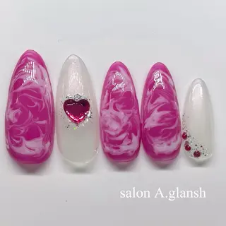 ネイル salon A.glansh所属・肌質改善salon♪ 効果がわかる♪南森町のネイルデザイン
