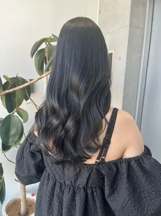 ロング カラー パーマ ヘアアレンジ 透明感/オリーブ/ グレージュ/YUKAのヘアスタイル