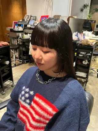 ミディアム カラー tre by soi所属・渡辺 彩乃のヘアスタイル