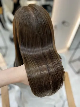 ロング カラー 艶髪・透明感カラー・ 韓国ヘア・Yuriのヘアスタイル