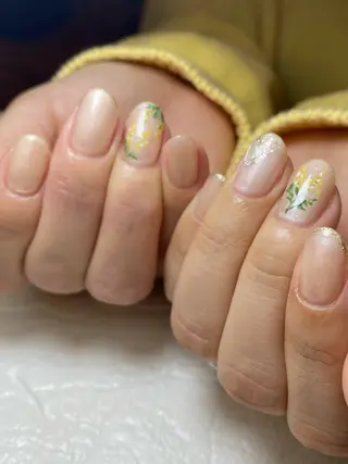 ネイル アトリエみかん所属・MIKA 🍊のネイルデザイン