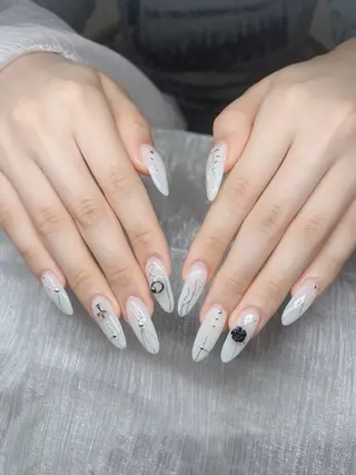 ネイル Lee Nails チップ長さだし専門店のネイルデザイン