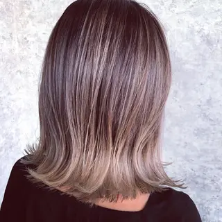 ミディアム カラー ヘアアレンジ ネイル earth尾形美穂 🫧髪質改善縮毛🫧のヘアスタイル