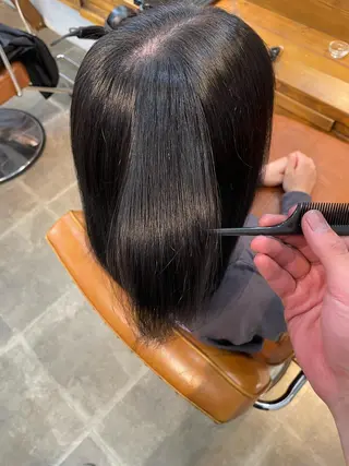 ミディアム カラー 松田 恋のヘアスタイル