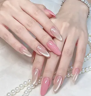 ネイル 小島 阿佑美のネイルデザイン