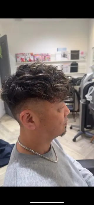 パーマ メンズ 大坪 龍生のヘアスタイル