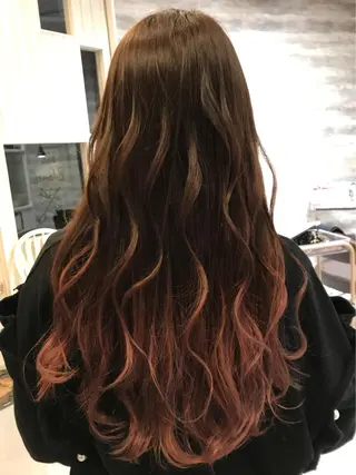 ロング カラー Blanco Color&Careのヘアスタイル