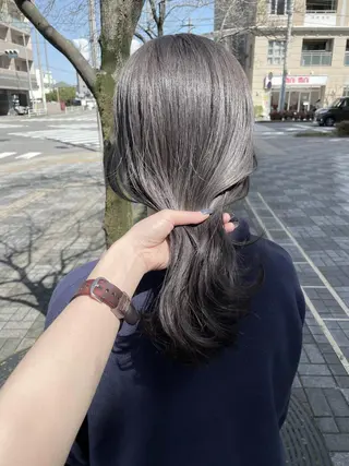 ロング AIRI🌸 ブリーチカラー🎀のヘアスタイル