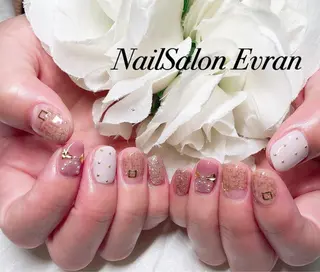 ネイル Nail salon Evranのネイルデザイン