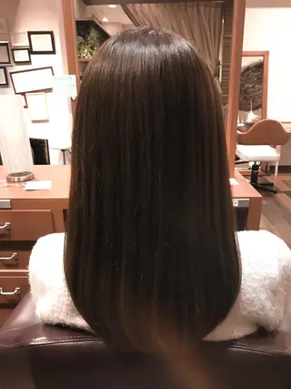 セミロング カラー ひろせ かなのヘアスタイル