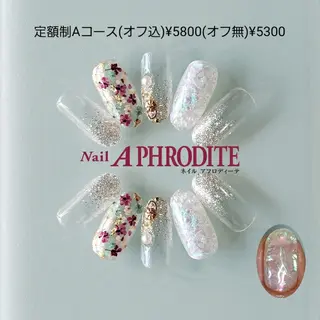 ネイル Nail  Aphroditeのネイルデザイン