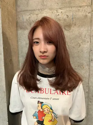 セミロング canvas anew.所属・🦋ハイトーン🦋/ かのんのヘアスタイル