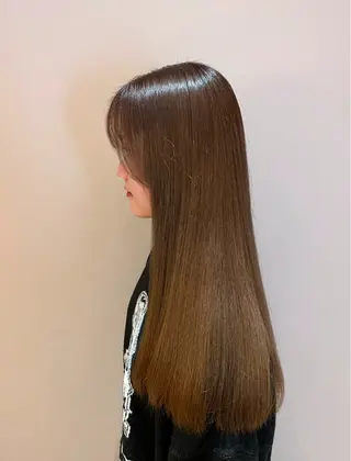 ロング EMANONシェアサロン千葉所属・Manami☁️ 縮毛/カットモデルのヘアスタイル