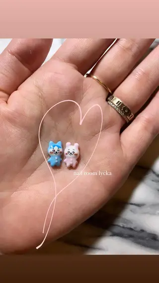 ネイル ﾈｲﾙﾙｰﾑﾘｯｶ 𝐦𝐚𝐲𝐮のネイルデザイン