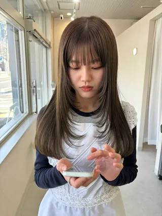 ロング カラー mir所属・柿沼 未夢のヘアスタイル