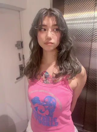 ミディアム カラー IDE AYANEのヘアスタイル