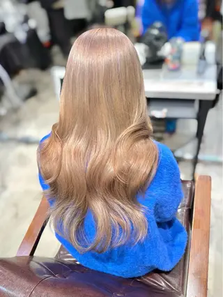 ロング カラー 🌻名古屋🌻 🫧ハイトーン🫧のヘアスタイル