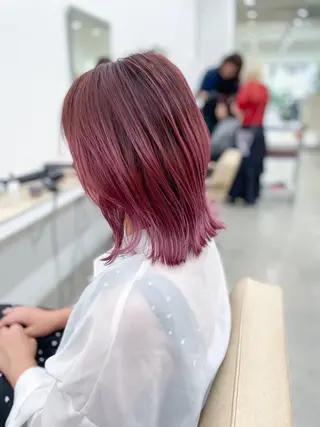 ミディアム カラー ハイトーン/レイヤー /ケアブリーチ石川治のヘアスタイル