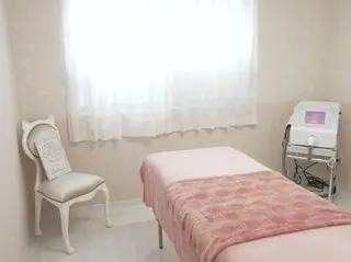 Salon de Béllému所属・Béllému ﾍﾞﾙｴﾐｭ　あおいのエステ・リラクイメージ