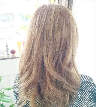 セミロング カラー Rise Heart 中村 裕介のヘアスタイル