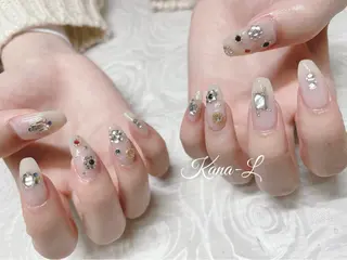 カラー ネイル 芦辺 香奈のネイルデザイン