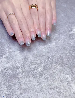 ミディアム めぐみのネイルサロン 惠のネイルデザイン