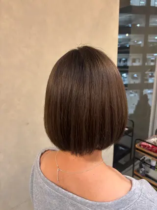 ショート カラー 平良 那生のヘアスタイル