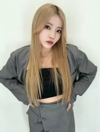 ロング カラー ハッシュカット レイヤー池袋のヘアスタイル