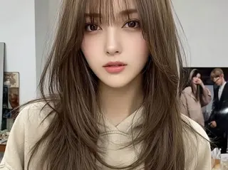 ロング タカノ アツコのヘアスタイル