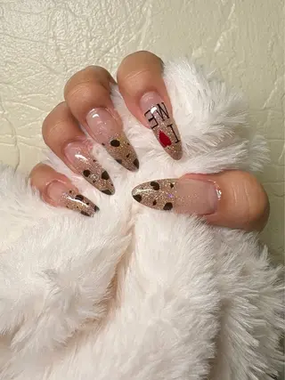 ネイル タマキ リノ　ビアンカ豊崎のネイルデザイン