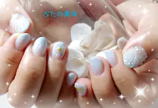 ネイル 林 珠里のネイルデザイン