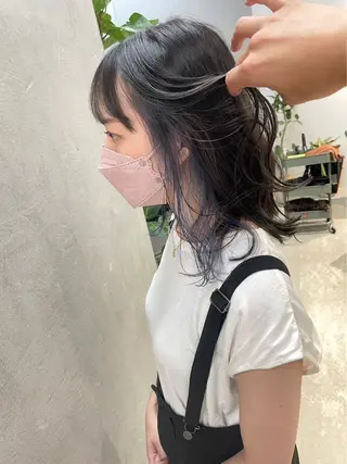 カラー Le'a  谷町🌱 ツボタホノカのヘアスタイル