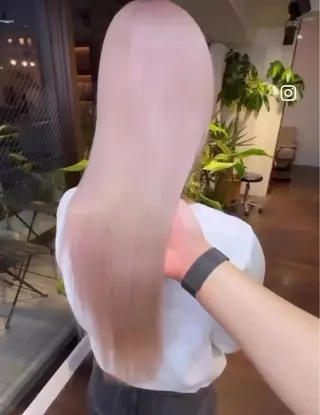 ロング カラー 🧡梅田ハイトーン カラー🧡runaのヘアスタイル