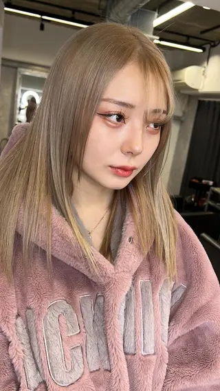 ミディアム カラー mimiiy梅田 中崎町ハイトーンのヘアスタイル