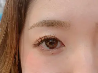 マツエク・マツパ 中野 里咲のヘアスタイル