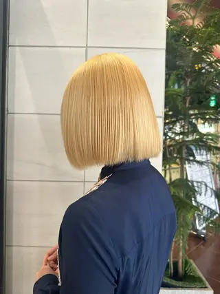 ショート カラー ハイトーン/ブリーチ カラー/SHOGOのヘアスタイル